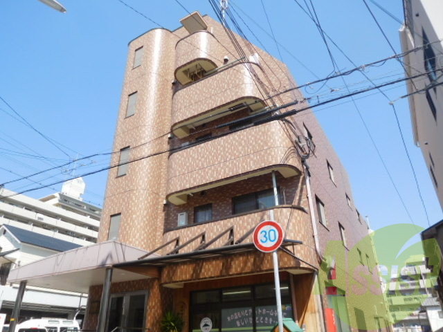 KWIプラザの外観