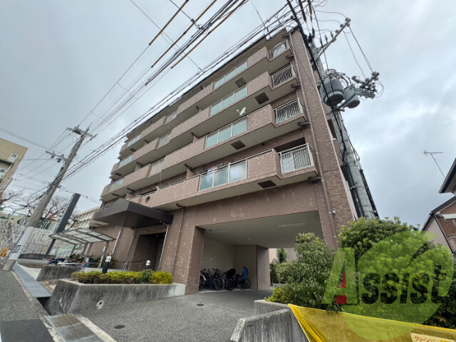 シャン・クラージュの外観