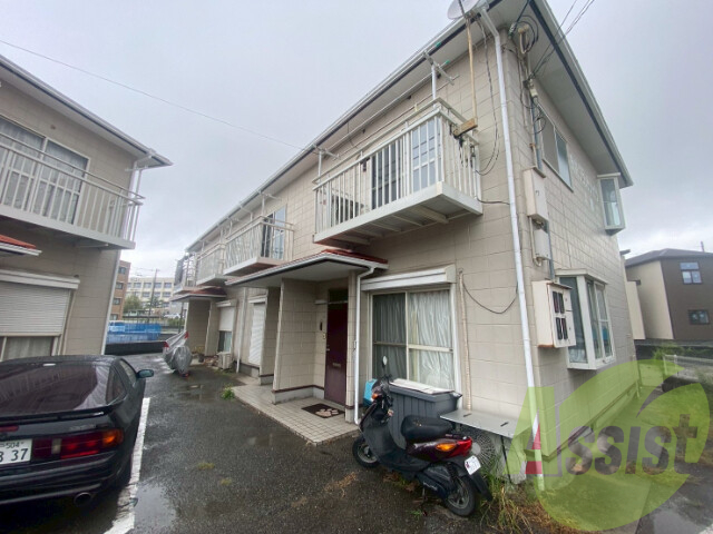 向井グランドハイツBの外観