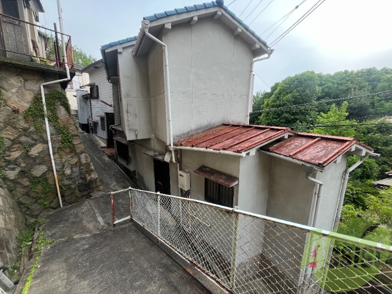 長田区高取山町14-21　2戸テラスの外観