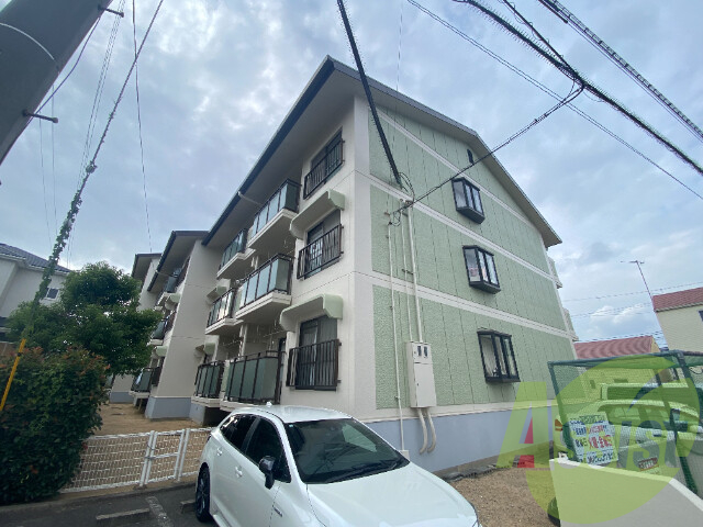 リバーグリーン藤村の外観