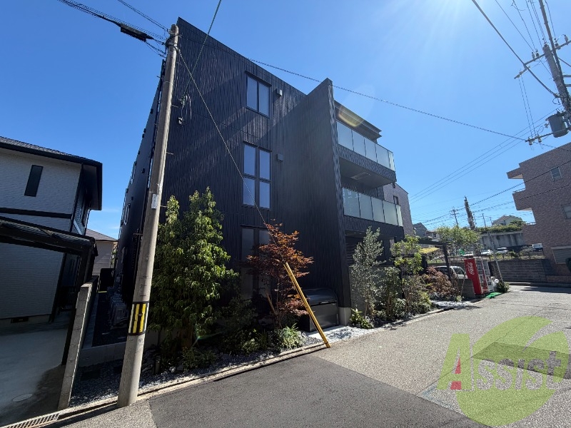 HEBEL　MAISON甲東園の外観