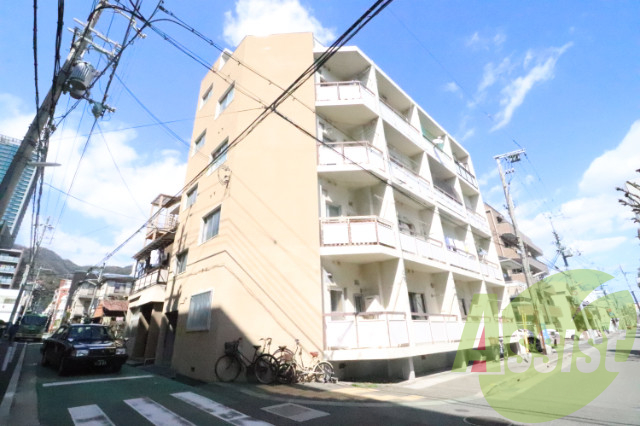 寿マンションの外観