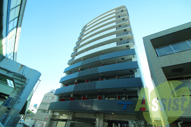 セレニテ神戸プリエの外観