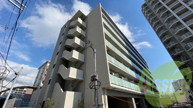 レジュールアッシュ神戸ハーバーランドの外観