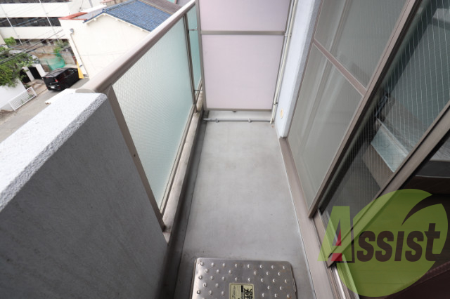 バルコニー バルコニー