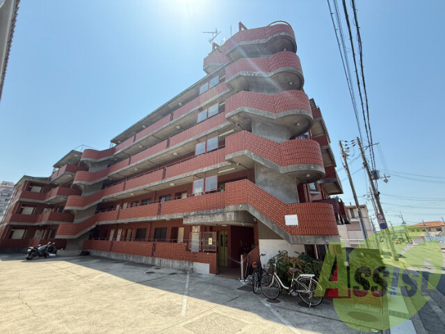 ロイヤルメゾン富士の外観