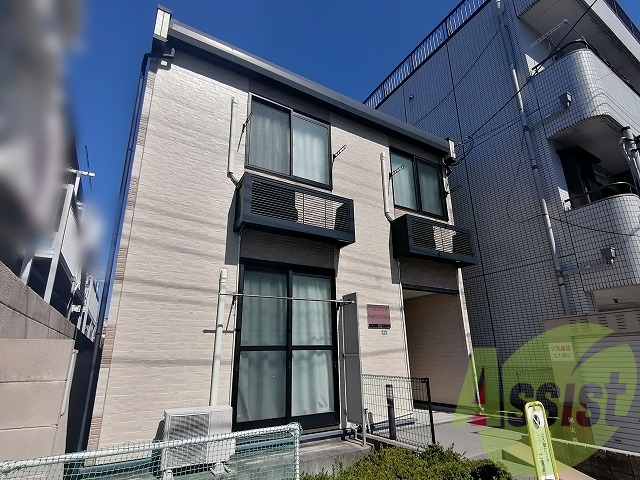 レオパレスメゾン　モンポルトの外観