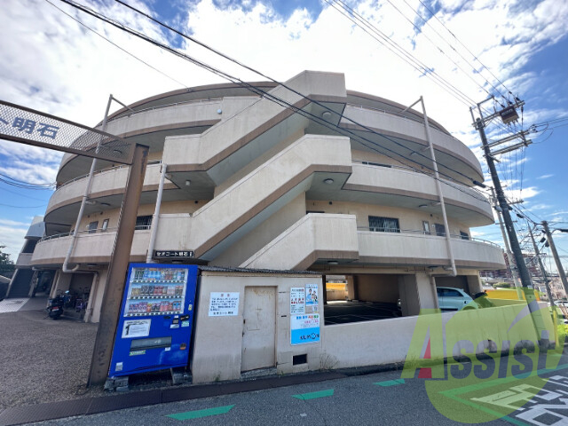 セオコート明石Ⅱ号棟の外観