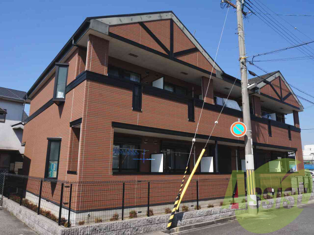 ウエストリバー北伊丹の外観