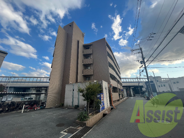 グランディール園田の外観