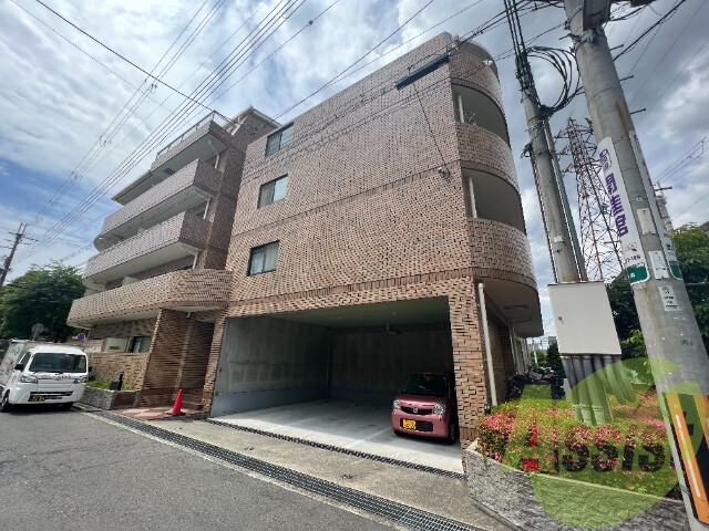 秀栄ハイツ武庫之荘の外観