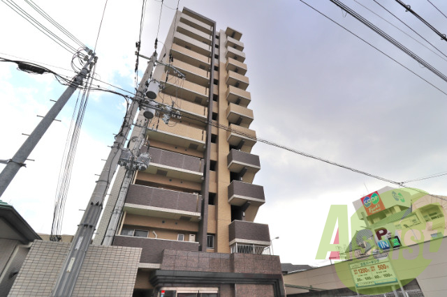 SWISS立花の外観