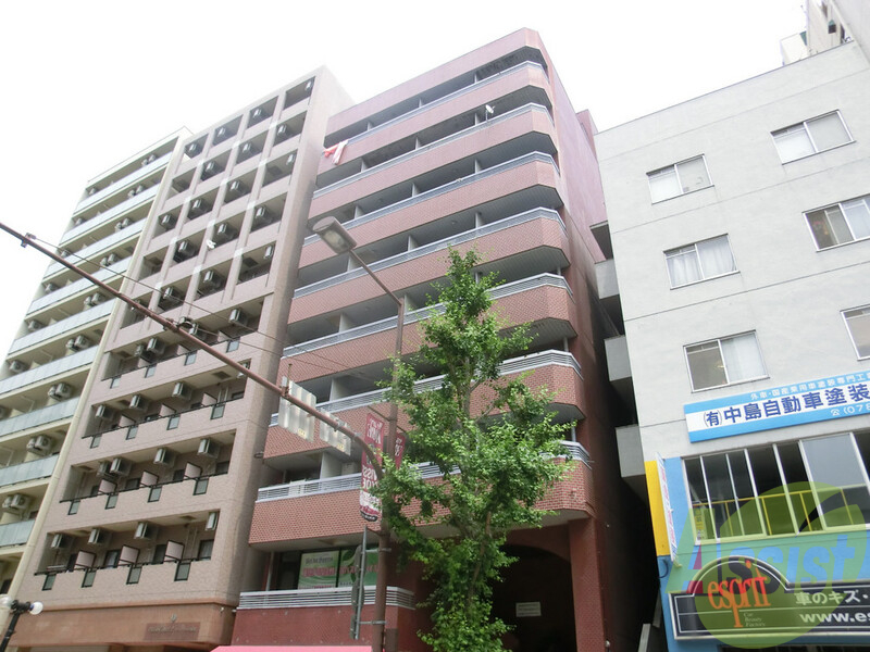 メゾンロージェの外観