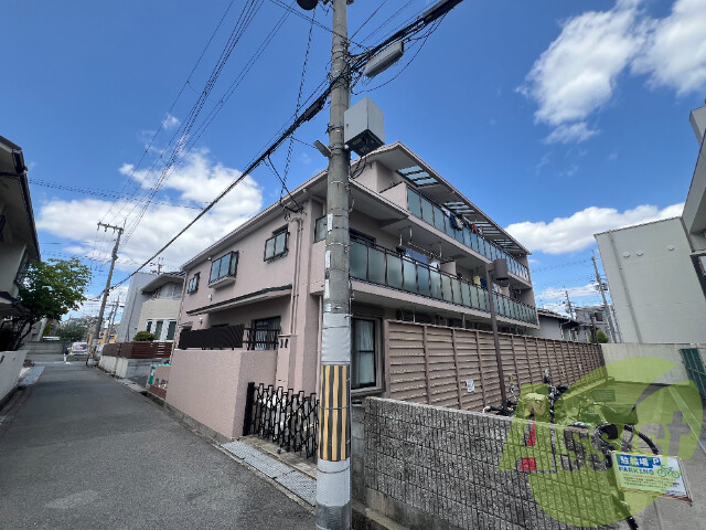 ホワイエ塚口の外観