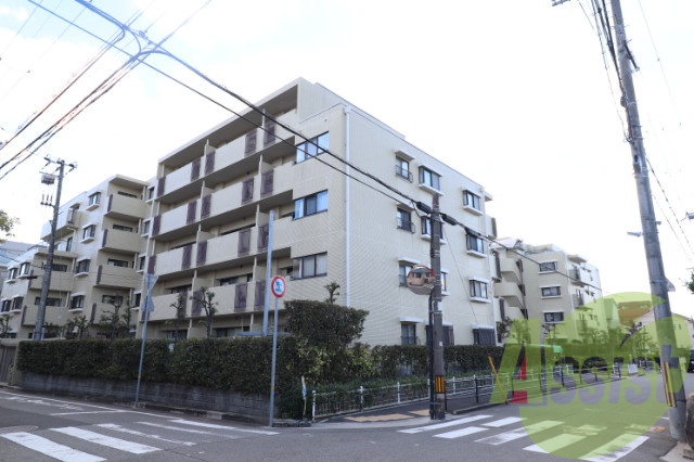 芦屋セントポリアの外観