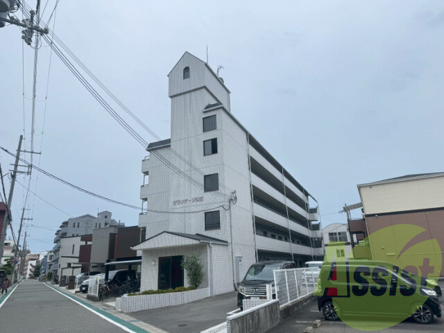 グランデージ明西の外観
