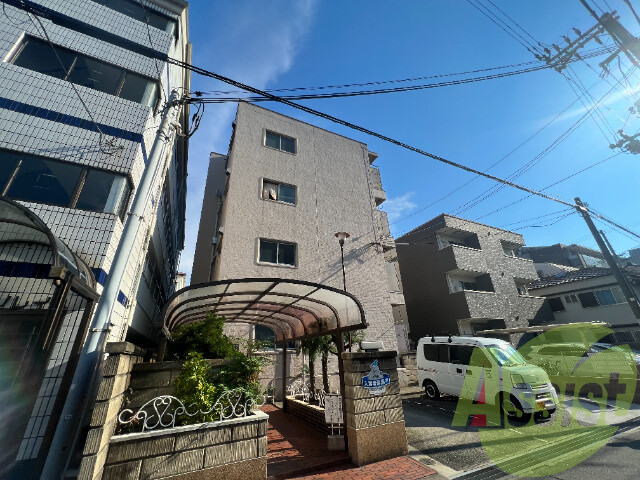 近松ハイツの外観
