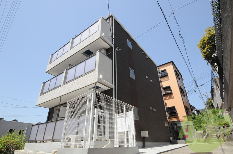 GLAハート板宿の外観