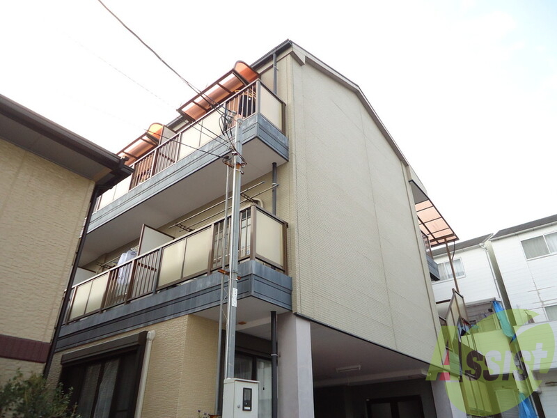 C.C.9.の外観