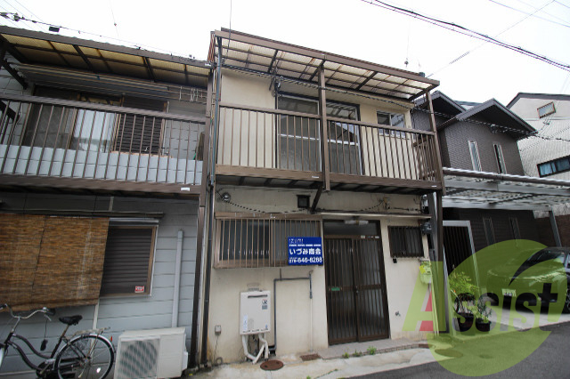 片山町1丁目貸家の外観