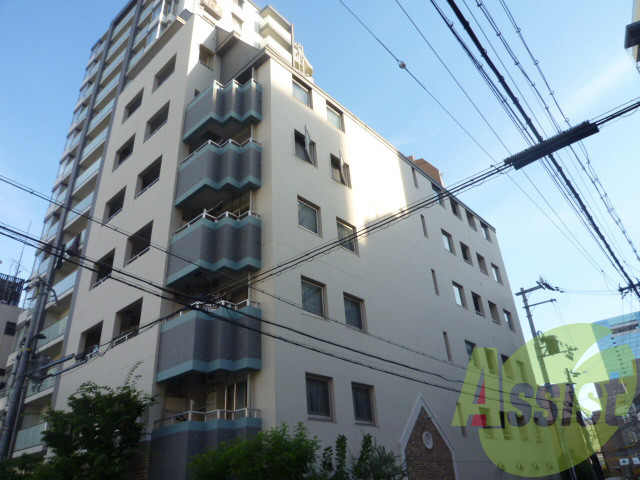 ラ・ウェゾン神戸海岸通の外観