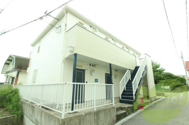 AQUA鈴蘭台Ⅱの外観