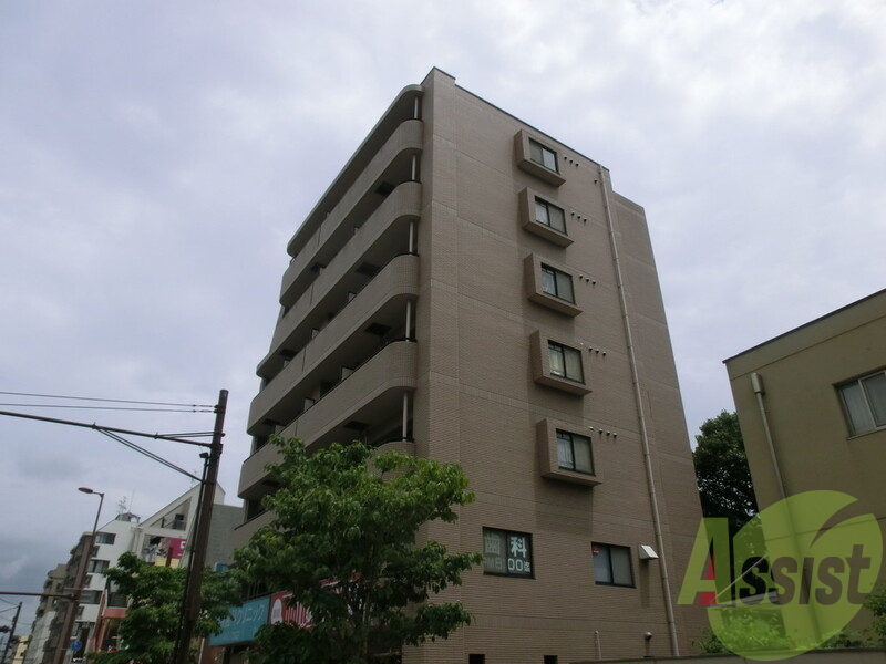ウェルコート岡本の外観