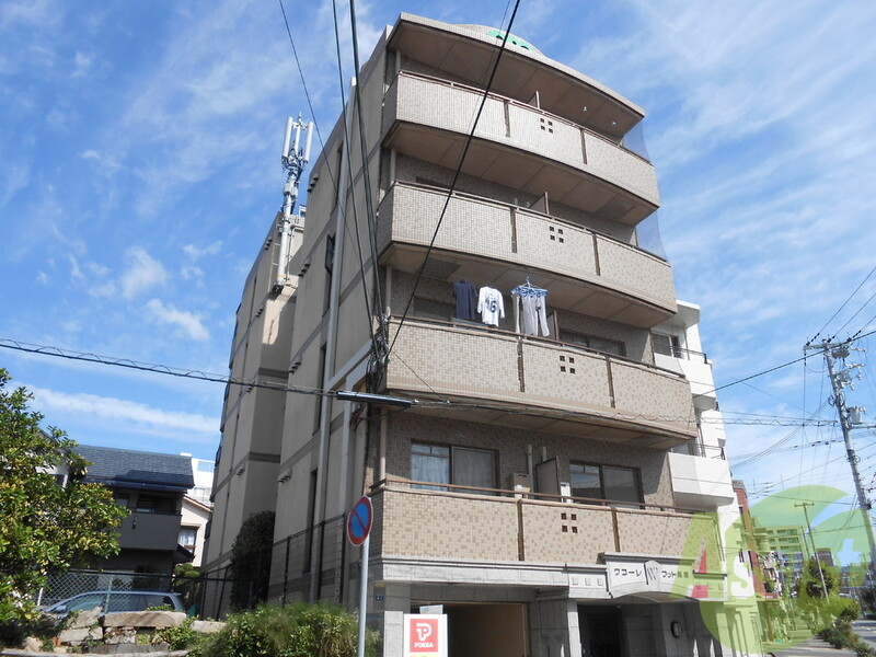 ワコーレフット篠原の外観