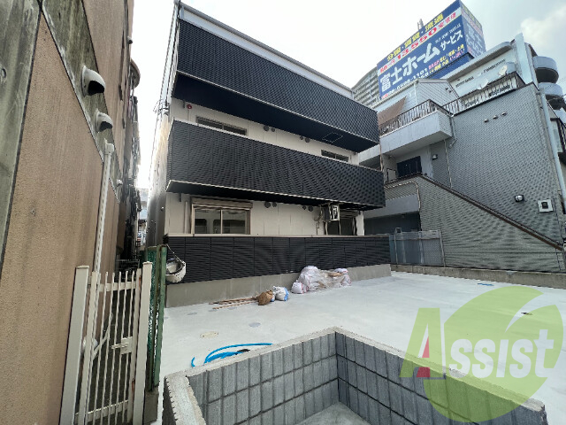 ソリティア西宮の外観