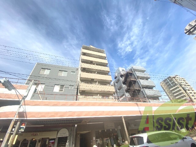 Sキューブほんまちの外観
