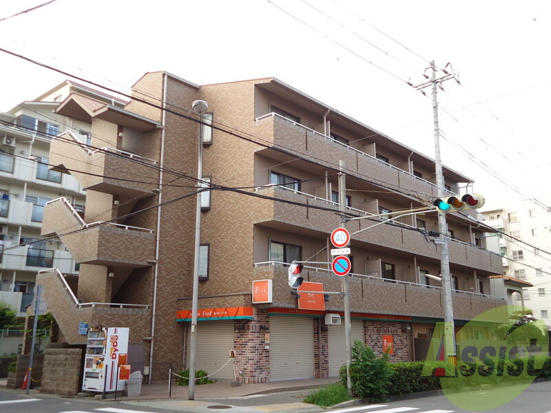 サンリット本山南の外観