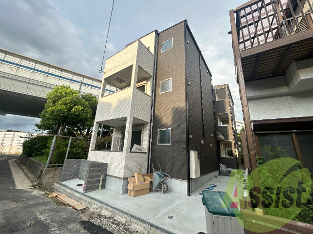 ジーメゾン東本町エルカーサの外観