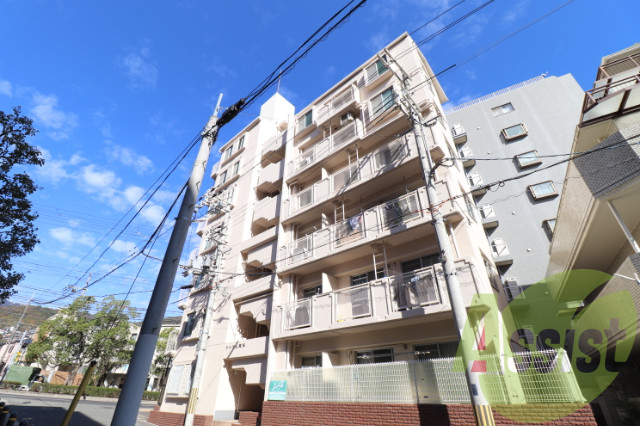 ドルフ西岡本の外観