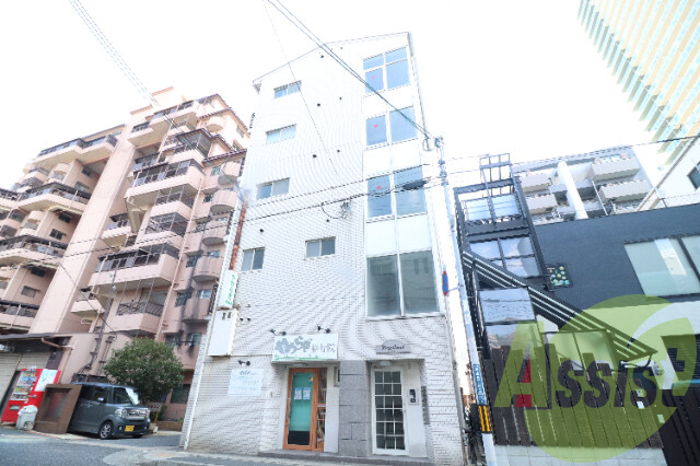 フリックコート三宮の外観