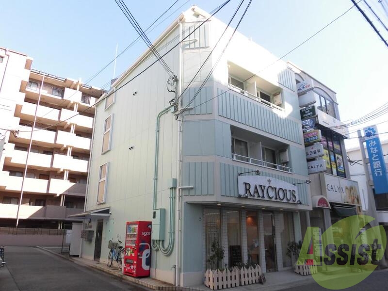 ブロスコート住吉の外観
