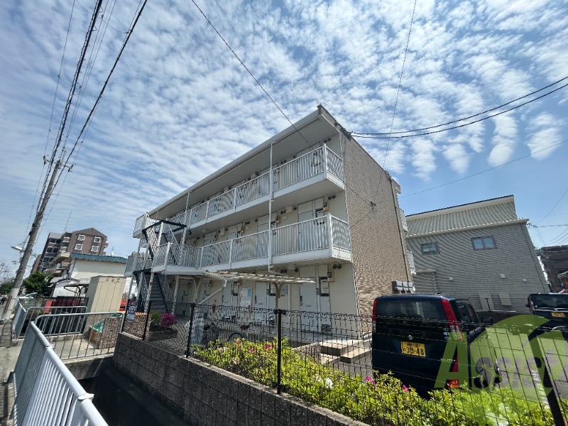 レオパレス武庫南の外観