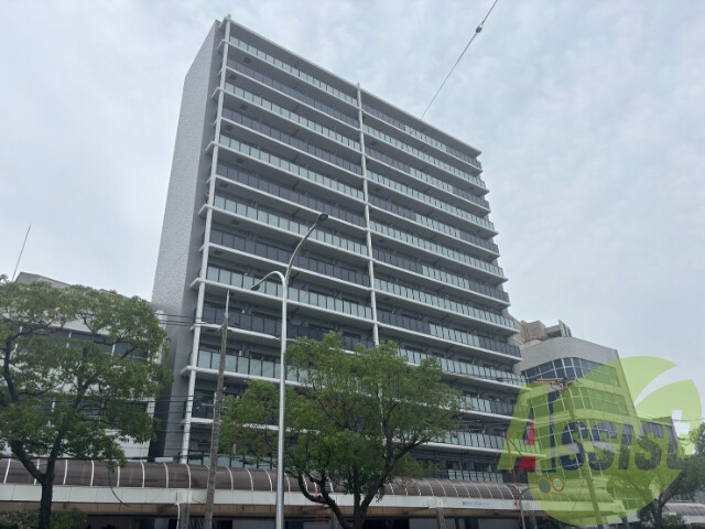 GENOVIA神戸湊川公園の外観