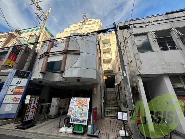 ハッピーコート塚口駅前の外観