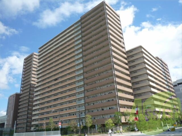 ローレルスクエア尼崎ルネ・ガーデンテラスの外観