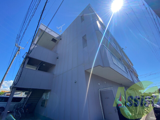 ウエストアヴェニュー