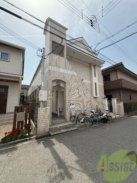 ラピート西明石の外観