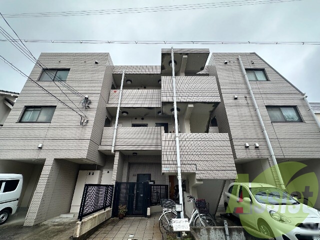 シェルコート南甲子園の外観