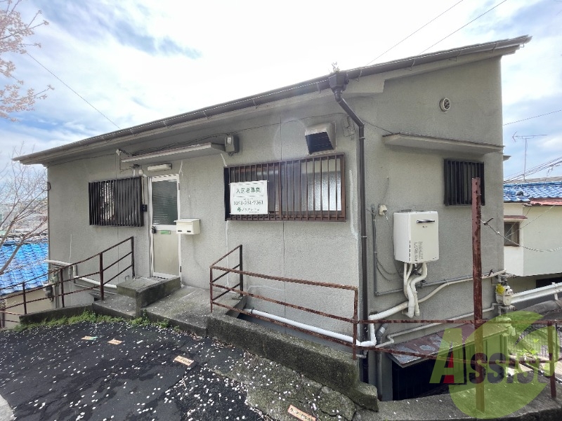 Cozy板宿の外観