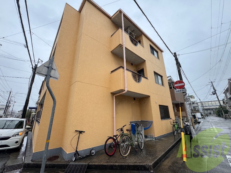 シャトリエコマエの外観