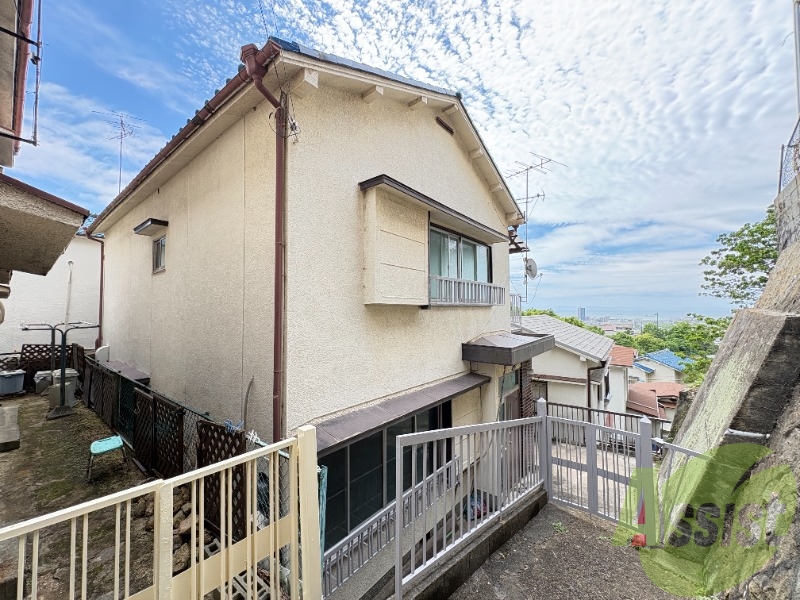 禅昌寺町1丁目貸家の外観