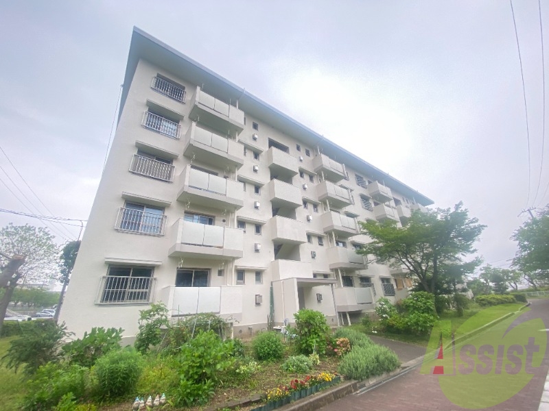 新多聞第3住宅208号棟の外観