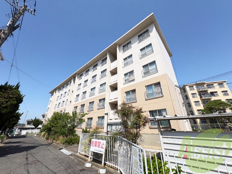 伊川谷（２） 2号棟の外観