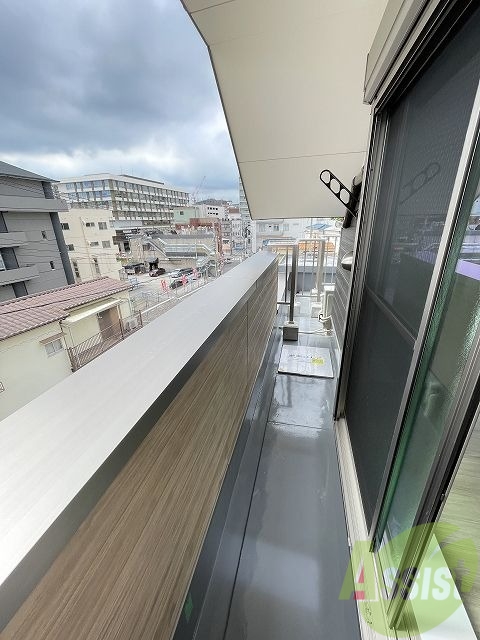 バルコニー バルコニー
