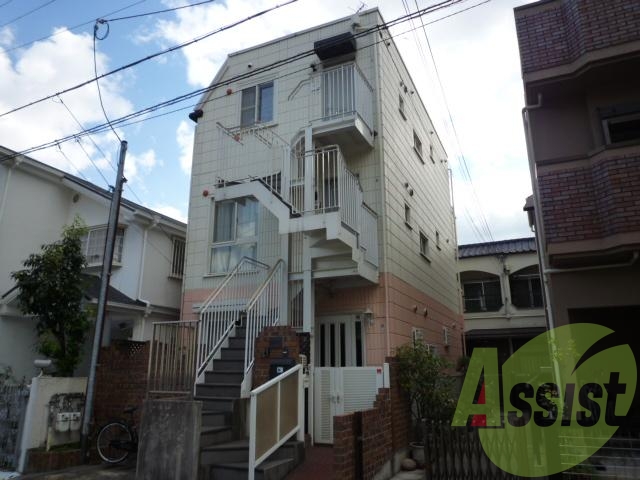 六甲ハイツの外観